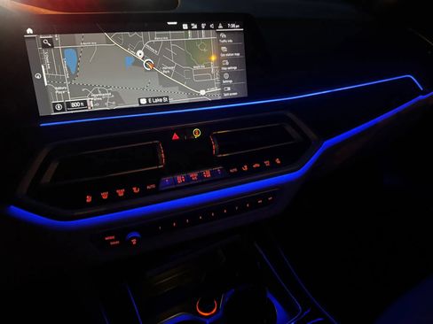 Used 2020 BMW X5 M50i w/ Executive Package AWD/4WD image 35