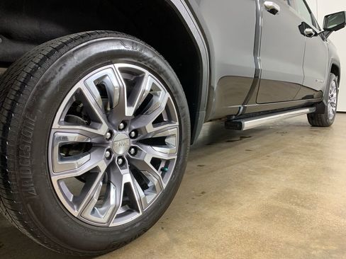 Used 2024 GMC Sierra 1500 Denali w/ Denali Reserve Package image 9