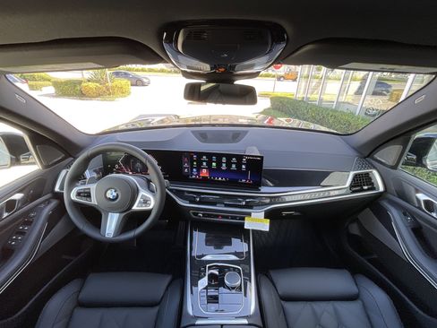 New 2026 BMW X5 sDrive40i w/ M Sport Package image 12