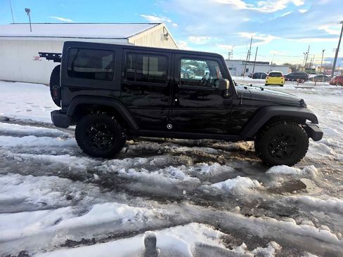 Used 2016 Jeep Wrangler Unlimited Sport image 6