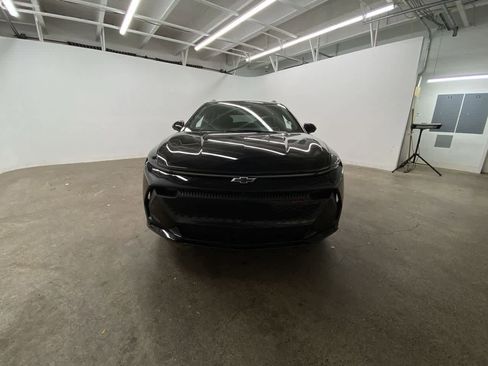 Used 2024 Chevrolet Equinox EV RS image 9