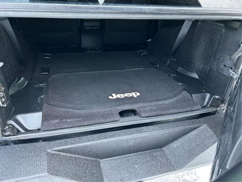 Used 2011 Jeep Wrangler Sport image 11