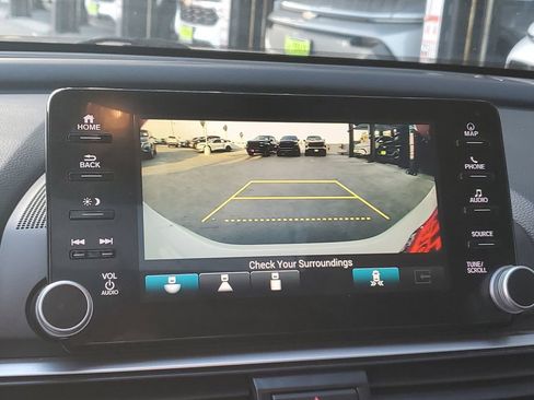 Used 2020 Honda Accord Touring image 24