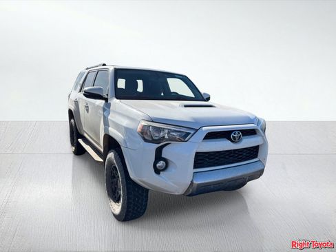 Used 2019 Toyota 4Runner TRD Off-Road Premium AWD/4WD image 5