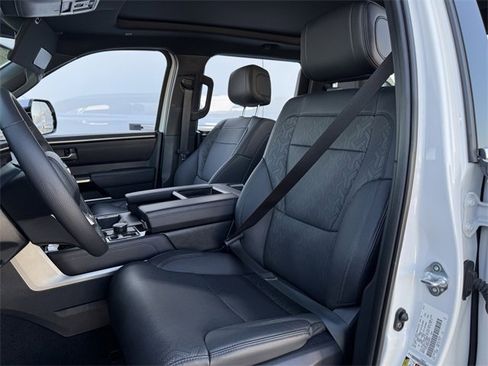 Used 2025 Toyota Tundra Limited w/ Power Package image 28