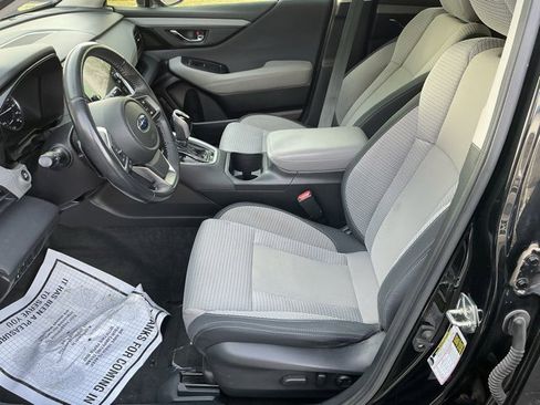 Used 2021 Subaru Outback Premium image 15