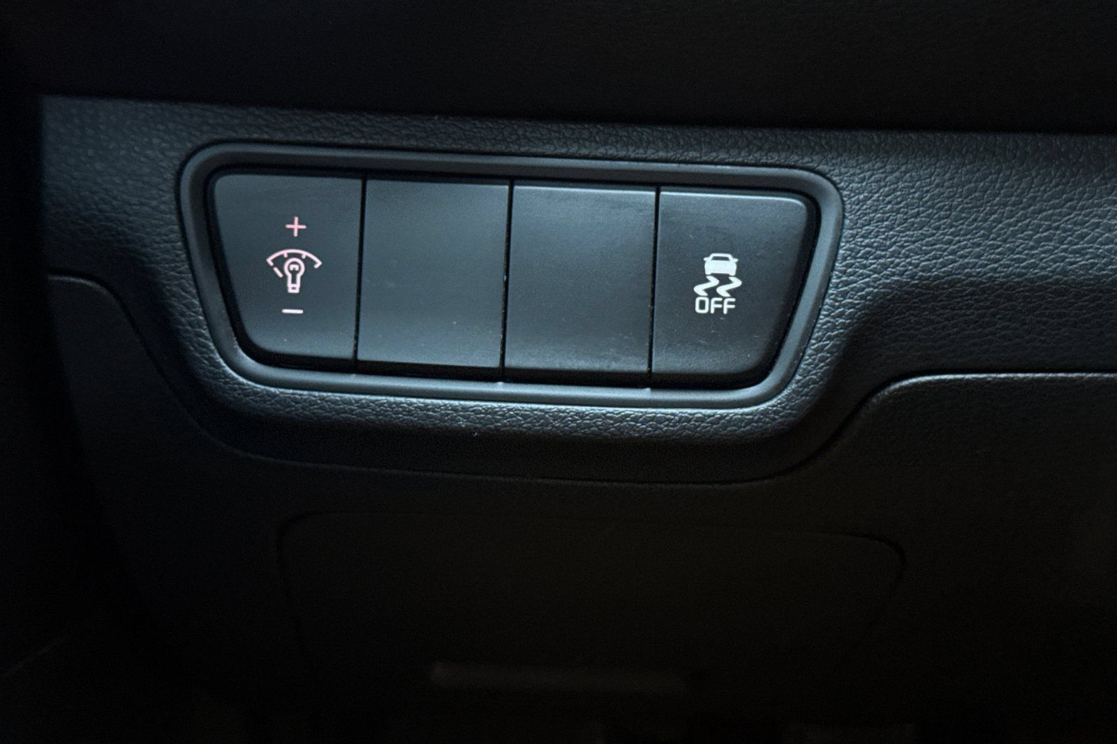 Used 2023 Kia Forte LXS FWD image 38