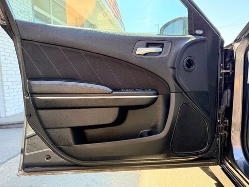 Used 2020 Dodge Charger Scat Pack RWD image 16