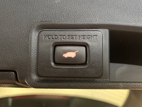 Used 2023 Acura RDX w/ Advance Package AWD/4WD image 32