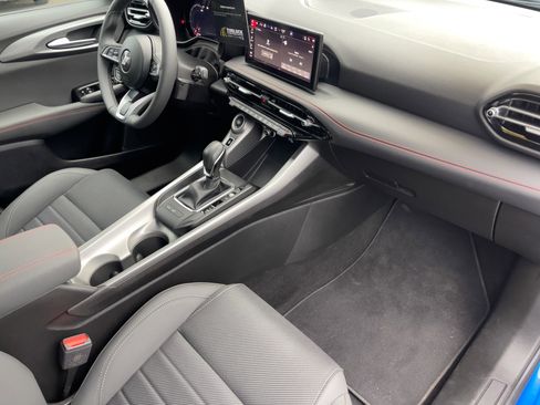 Used 2024 Dodge Hornet GT w/ GT Blacktop Package image 19