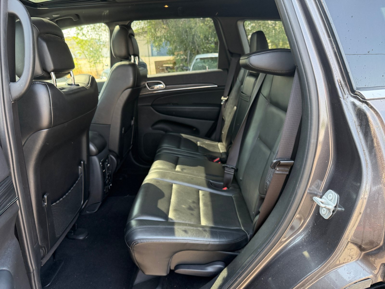 Used 2020 Jeep Grand Cherokee Limited w/ Luxury Group II AWD/4WD image 29