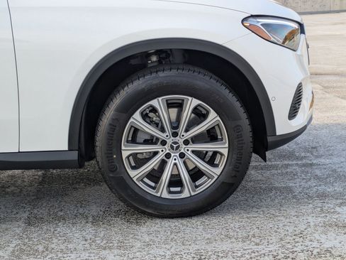 Used 2026 Mercedes-Benz GLC 300 4MATIC image 24