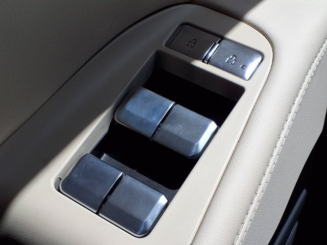 New 2027 Lincoln Navigator Premiere RWD image 16