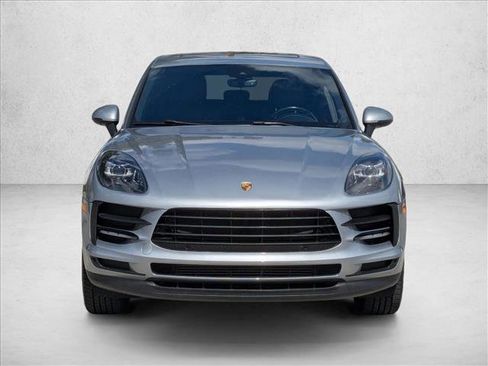 Used 2021 Porsche Macan image 2