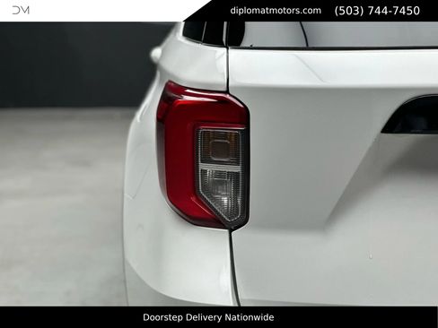 Used 2024 Ford Explorer ST w/ Equipment Group 401A image 14