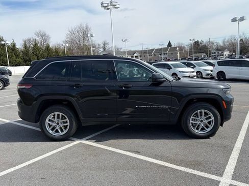 New 2026 Jeep Grand Cherokee Laredo X AWD/4WD image 9