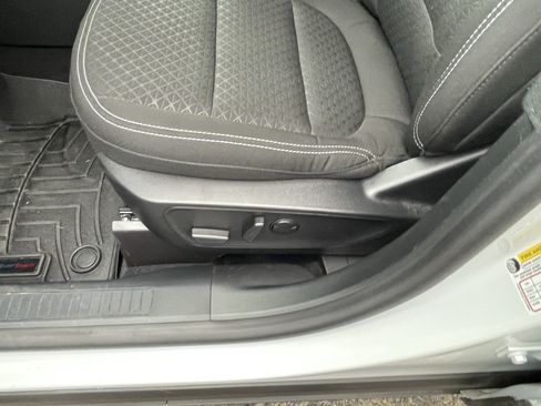 Used 2024 Ford Escape Active AWD/4WD image 17