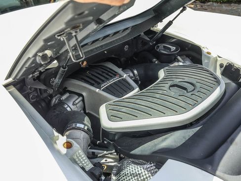 Used 2014 McLaren MP4-12C Spider RWD image 27