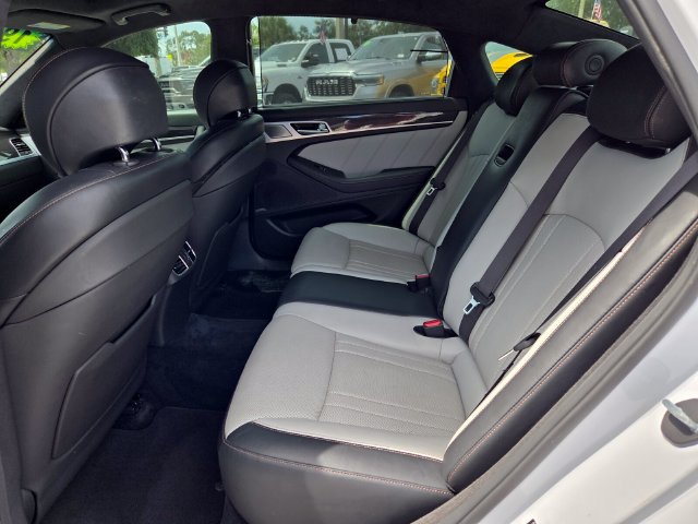 Used 2019 Genesis G80 3.3T Sport RWD image 14