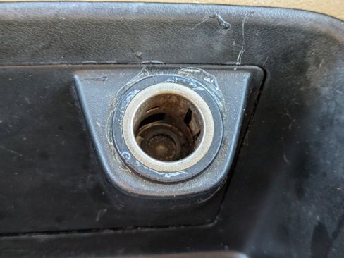 Used 2005 Ford Expedition XLT image 24