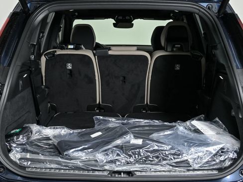 Used 2026 Volvo XC90 B6 Plus w/ Protection Package Premier AWD/4WD image 33