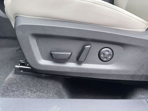 New 2026 Nissan Murano SL w/ Comfort Package AWD/4WD image 16