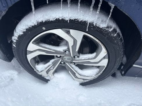 Used 2020 Honda Accord EX image 12