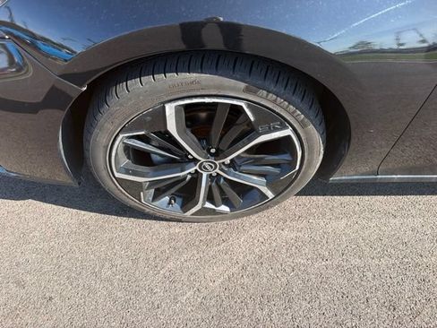 Used 2024 Nissan Altima 2.5 SR FWD image 3