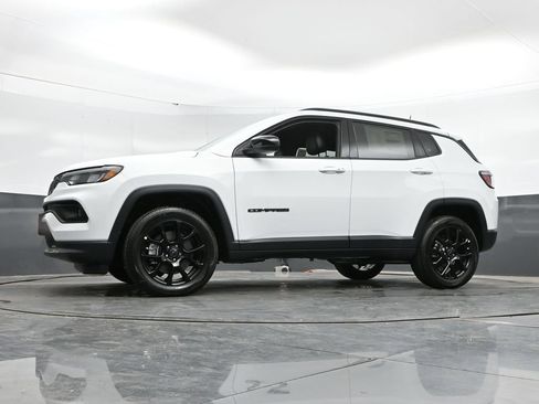 New 2026 Jeep Compass Latitude AWD/4WD image 46