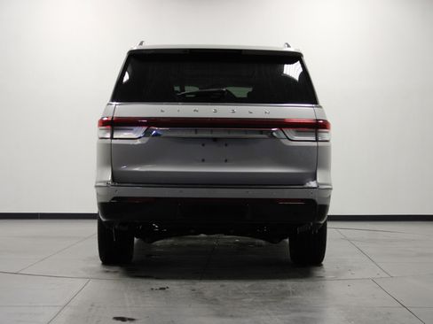 Used 2024 Lincoln Navigator L Reserve image 5