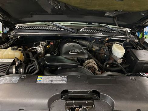 Used 2004 Chevrolet Silverado 1500 4x4 Regular Cab w/ Light Duty Power Package image 11