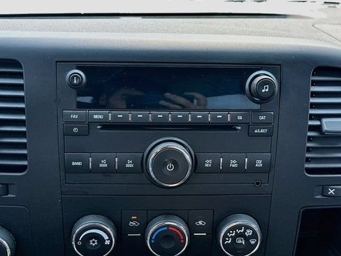 Used 2009 Chevrolet Silverado 1500 LT AWD/4WD image 14