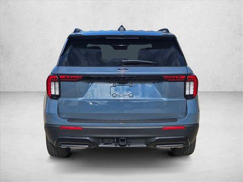 New 2026 Ford Explorer ST-Line w/ ST-Line Street Pack image 8