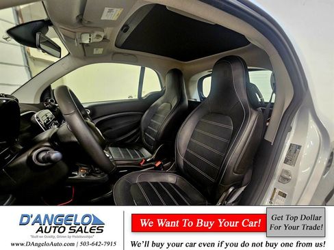 Used 2016 smart fortwo Prime image 30