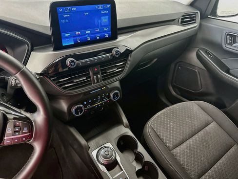 Used 2024 Ford Escape Active AWD/4WD image 25