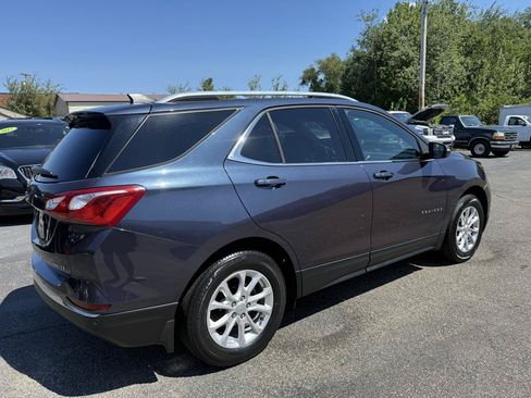 Used 2018 Chevrolet Equinox LT w/ Sun & Infotainment Package AWD/4WD image 12