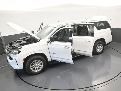 Used 2023 Chevrolet Suburban LT image 65