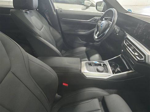 Used 2023 BMW i4 eDrive35 w/ Parking Assistance Package image 3