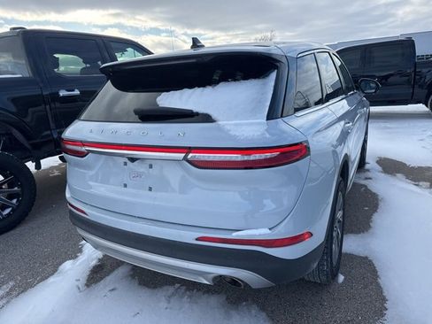 Used 2025 Lincoln Corsair Premiere w/ Equipment Group 101A image 10