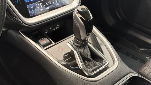 Used 2020 Subaru Outback Premium AWD/4WD image 40