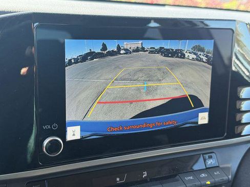 Certified 2025 Toyota Camry LE image 17