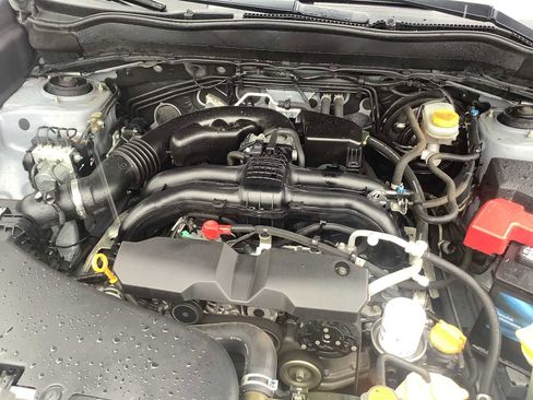 Used 2015 Subaru Forester 2.5i Premium w/ All-Weather Package image 8