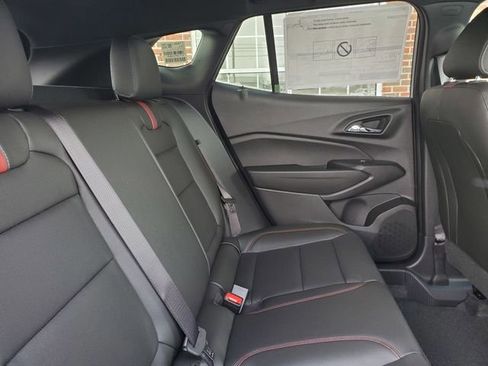 New 2025 Chevrolet Trax RS w/ Sunroof Package image 15