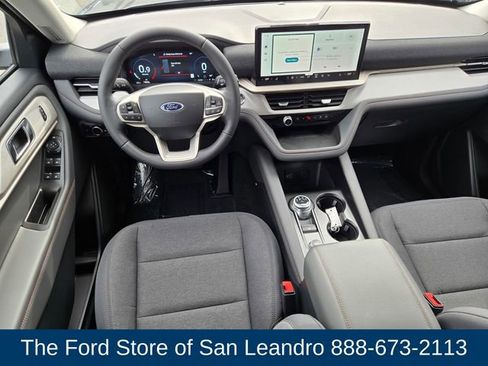 New 2026 Ford Explorer Active image 11