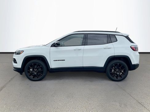 New 2026 Jeep Compass Latitude AWD/4WD image 4