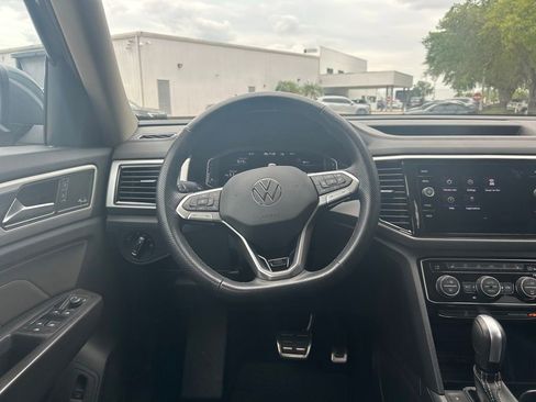 Certified 2022 Volkswagen Atlas SEL Premium AWD/4WD image 50