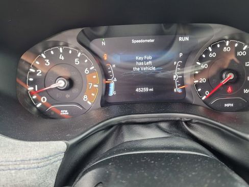 Used 2024 Jeep Compass Latitude AWD/4WD image 9