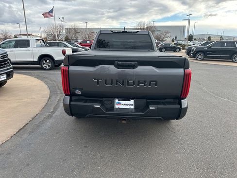 Used 2022 Toyota Tundra SR5 w/ SR5 Convenience Package image 33