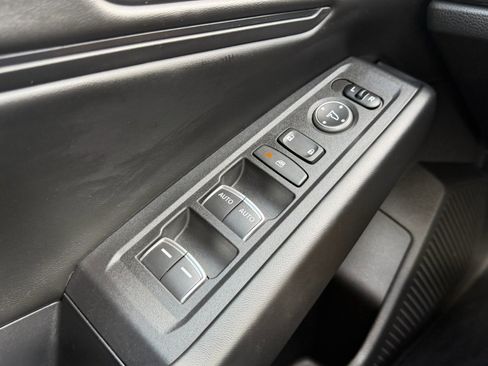 Used 2023 Honda Accord EX-L image 27