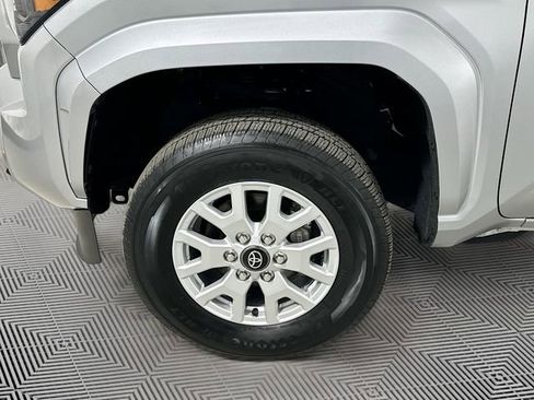 Certified 2024 Toyota Tacoma SR5 image 25